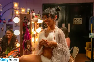 Liza Koshy / lizakoshy nude photo #0208