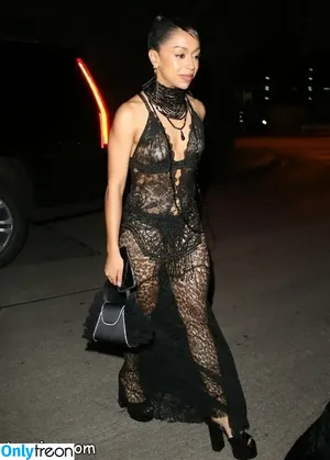 Liza Koshy / lizakoshy nude photo #0251