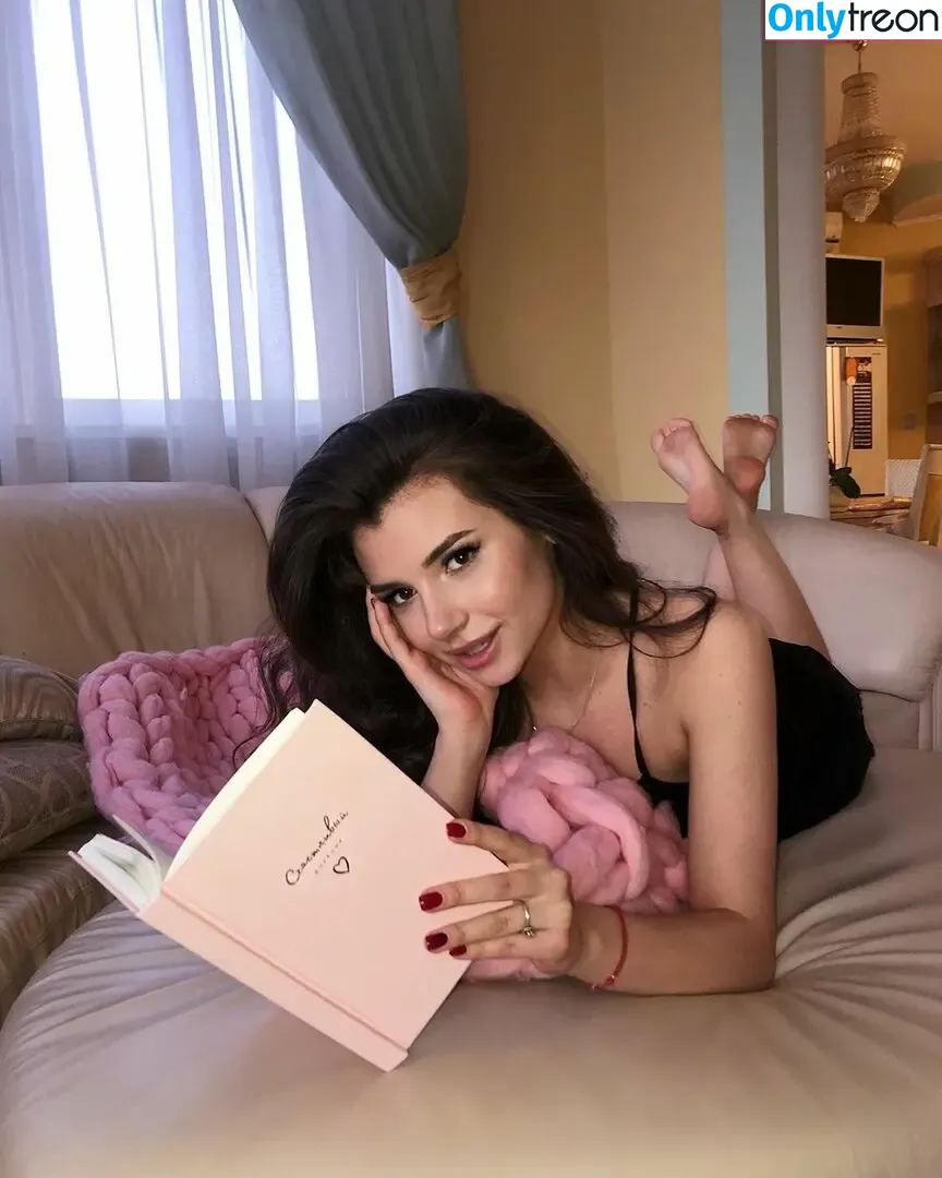 lizagacko nude photo #0028 (Eлизавета Гацко / lizakovalenkoo)