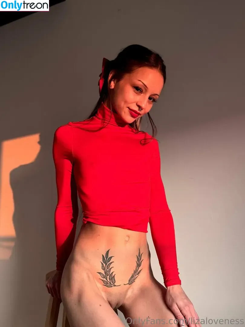 lizaloveness nude photo #0102 (lizaloveness)