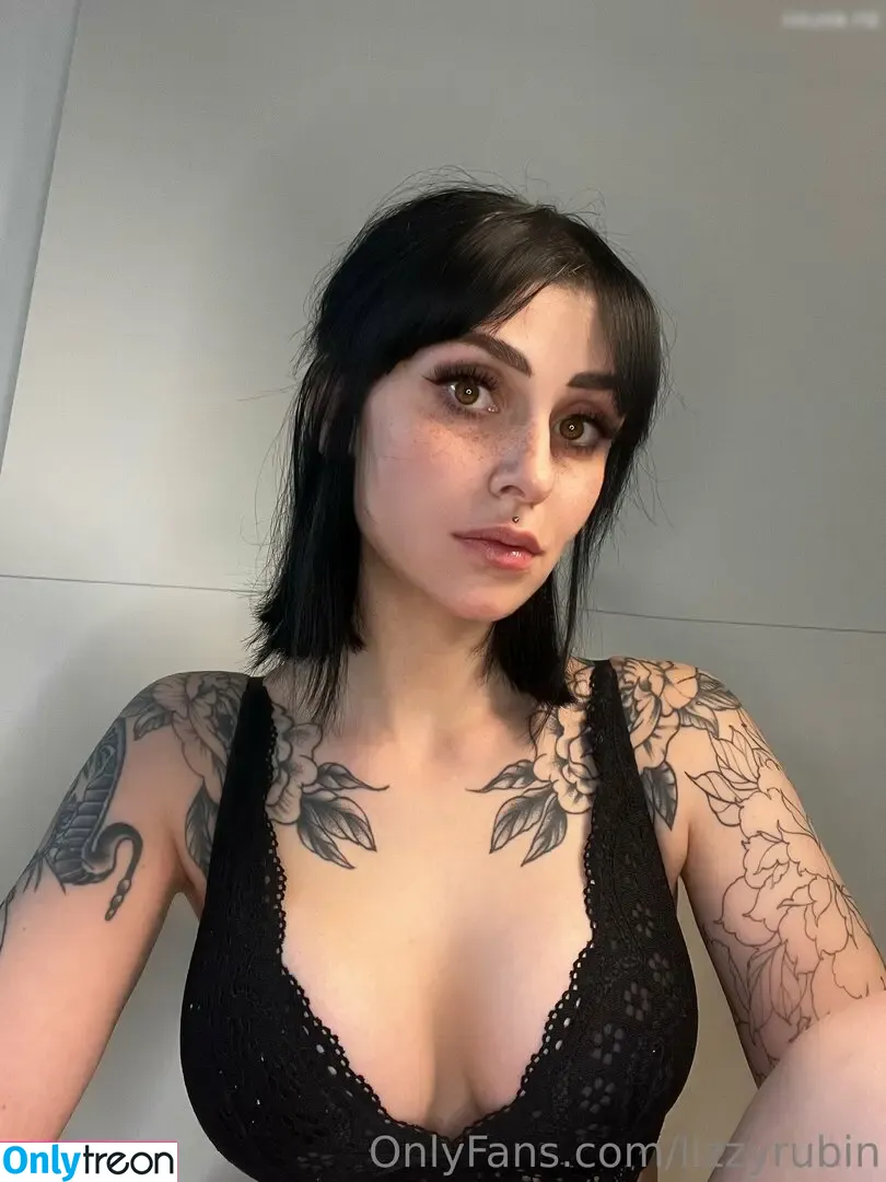 Lizyrubinspicy nude photo #0093 (lizzyrubin)