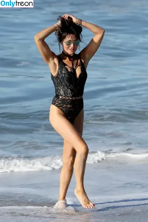 Lizzie Cundy / lizziecundy nude photo #0063