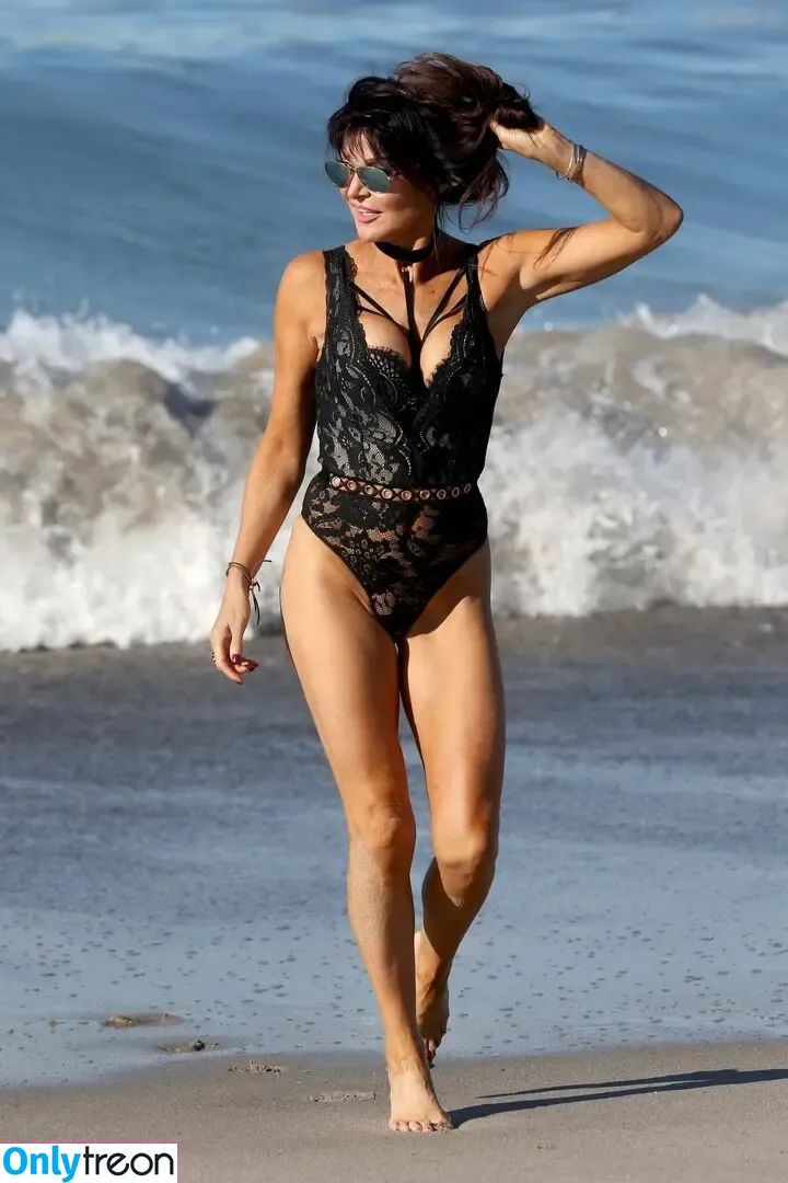 Lizzie Cundy nude photo #0059 (lizziecundy)