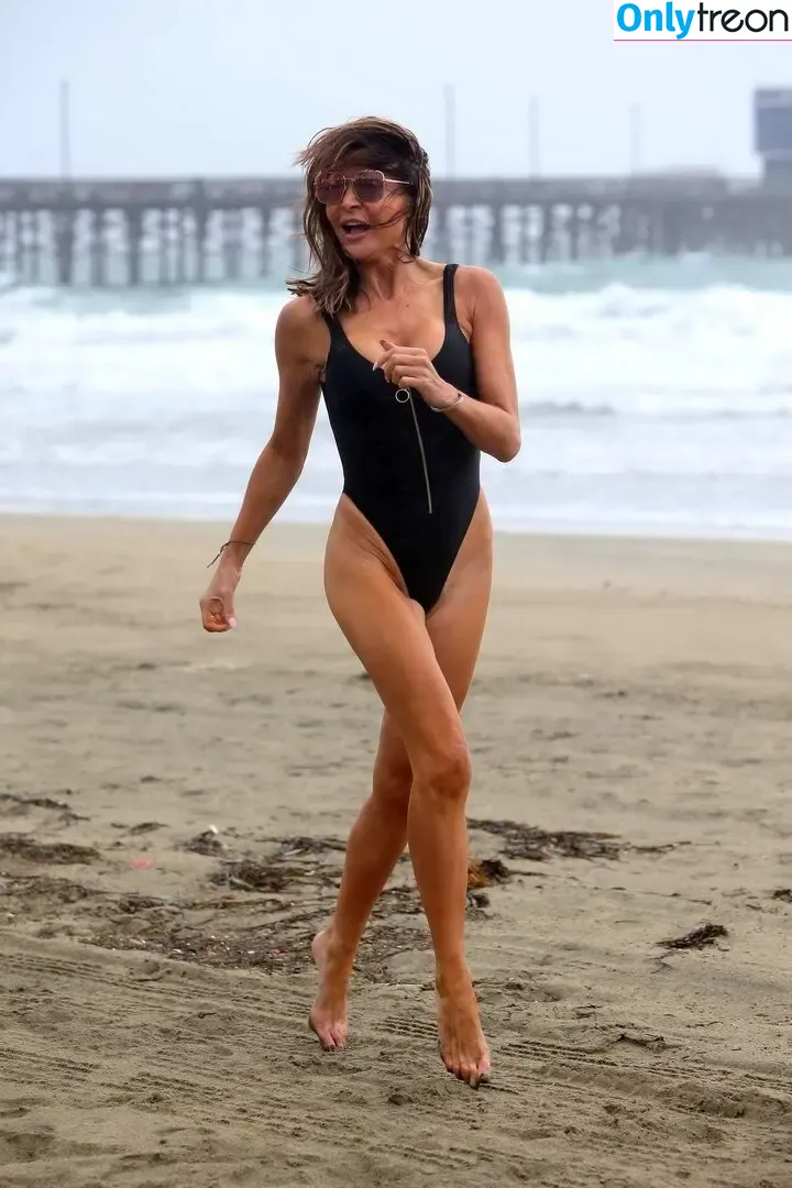 Lizzie Cundy nude photo #0085 (lizziecundy)