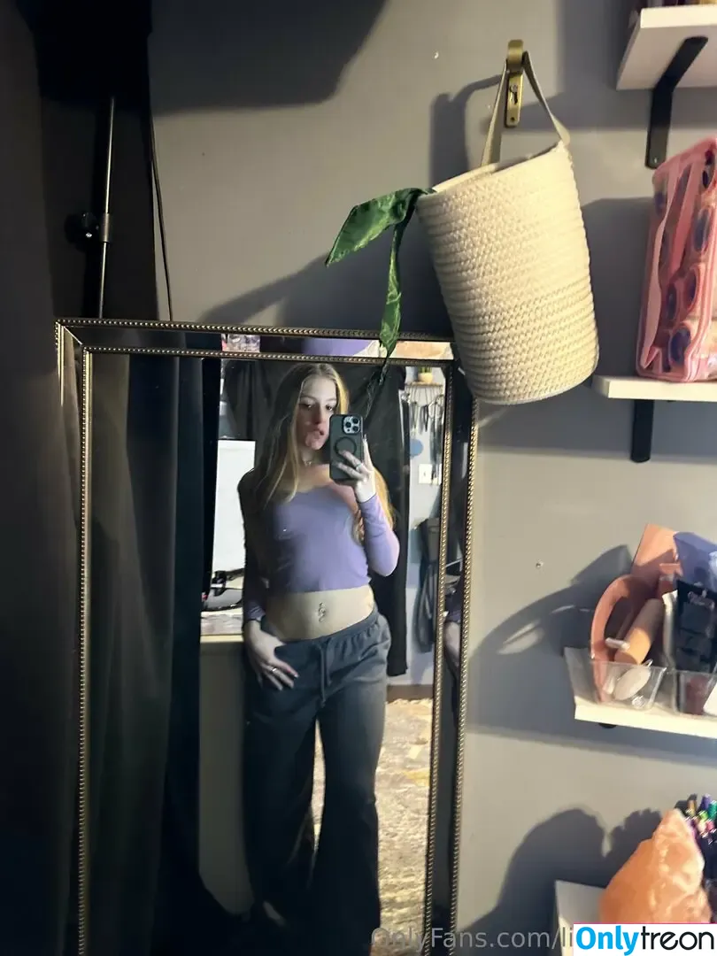 lizzieconrad nude photo #0179 (lizzieconradhughes)