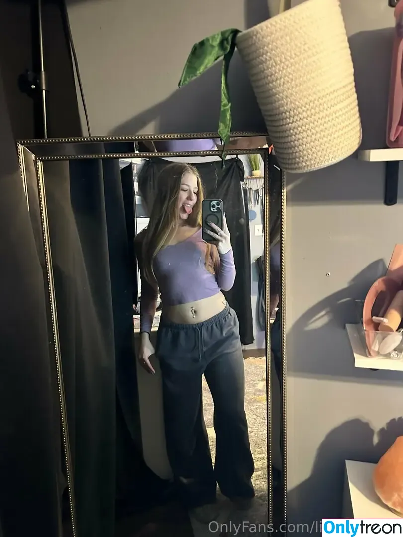 lizzieconrad nude photo #0187 (lizzieconradhughes)