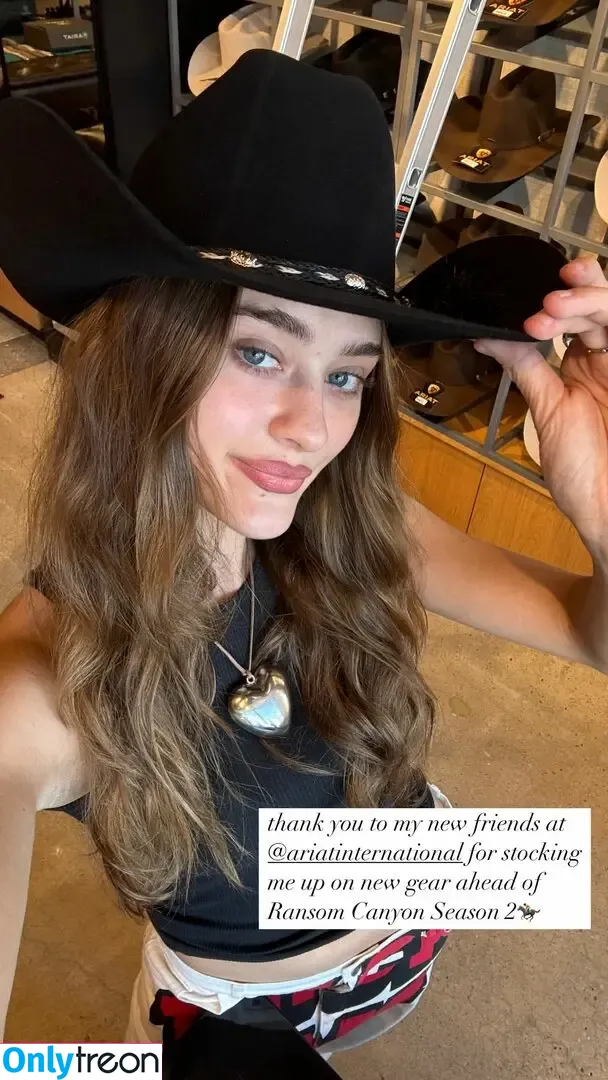 Lizzy Greene nude photo #0121 (Elizabeth Greene / LizzyGreeneOF / lizzy_greene)