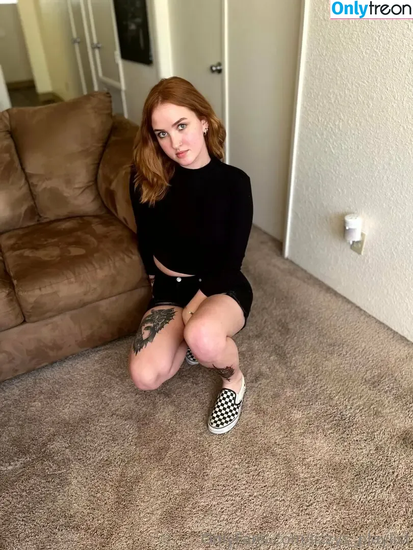 lizzys_playlist nude photo #0096 (lizzys_playlist)