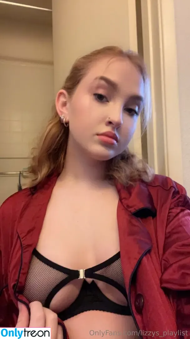 lizzys_playlist nude photo #0111 (lizzys_playlist)