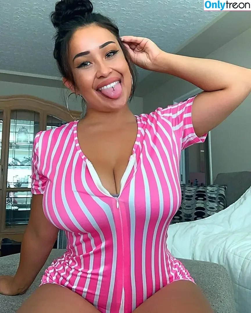 lizzywurst nude photo #0687 (luvlyzzy)