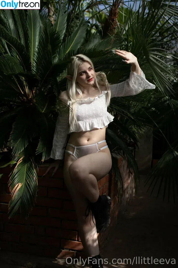 llittleeva nude photo #0081 (llittlez)