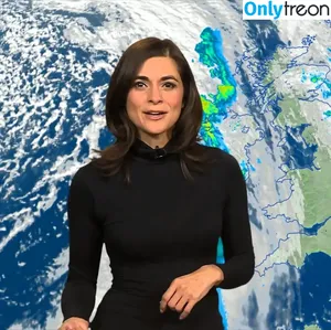 Local TV Presenters / Weather Girls / thelauraschweizer nude photo #0575