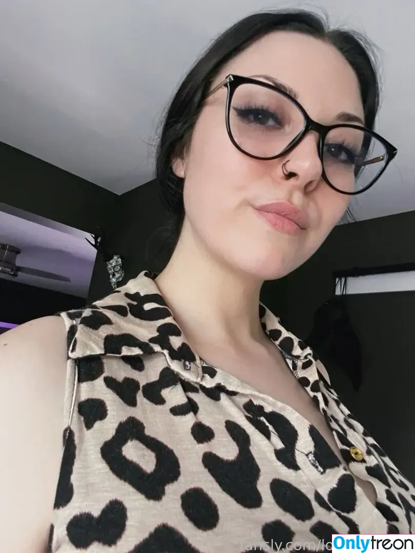 lochnessa93 nude photo #0294 (Lochnessa / MessyNessyV / anyuser)