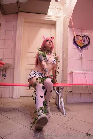 locorory / LocororyUwU / locorory.png nude photo #0114