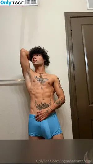 logansprivatepage / itslogantyler nude photo #0003