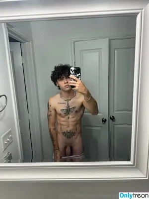 logansprivatepage / itslogantyler nude photo #0042