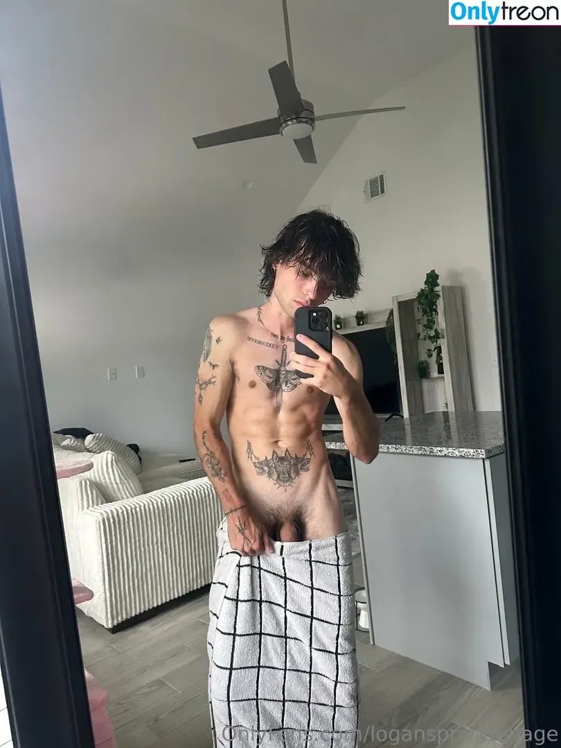 logansprivatepage nude photo #0022 (itslogantyler)