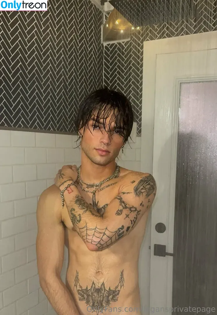 logansprivatepage nude photo #0050 (itslogantyler)