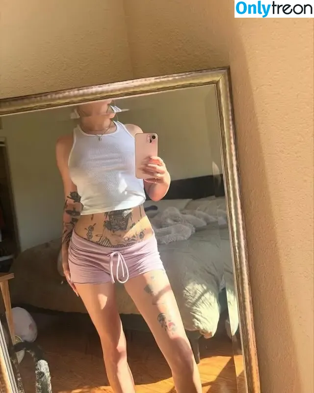 Loghanash nude photo #0010 (Loghanash)