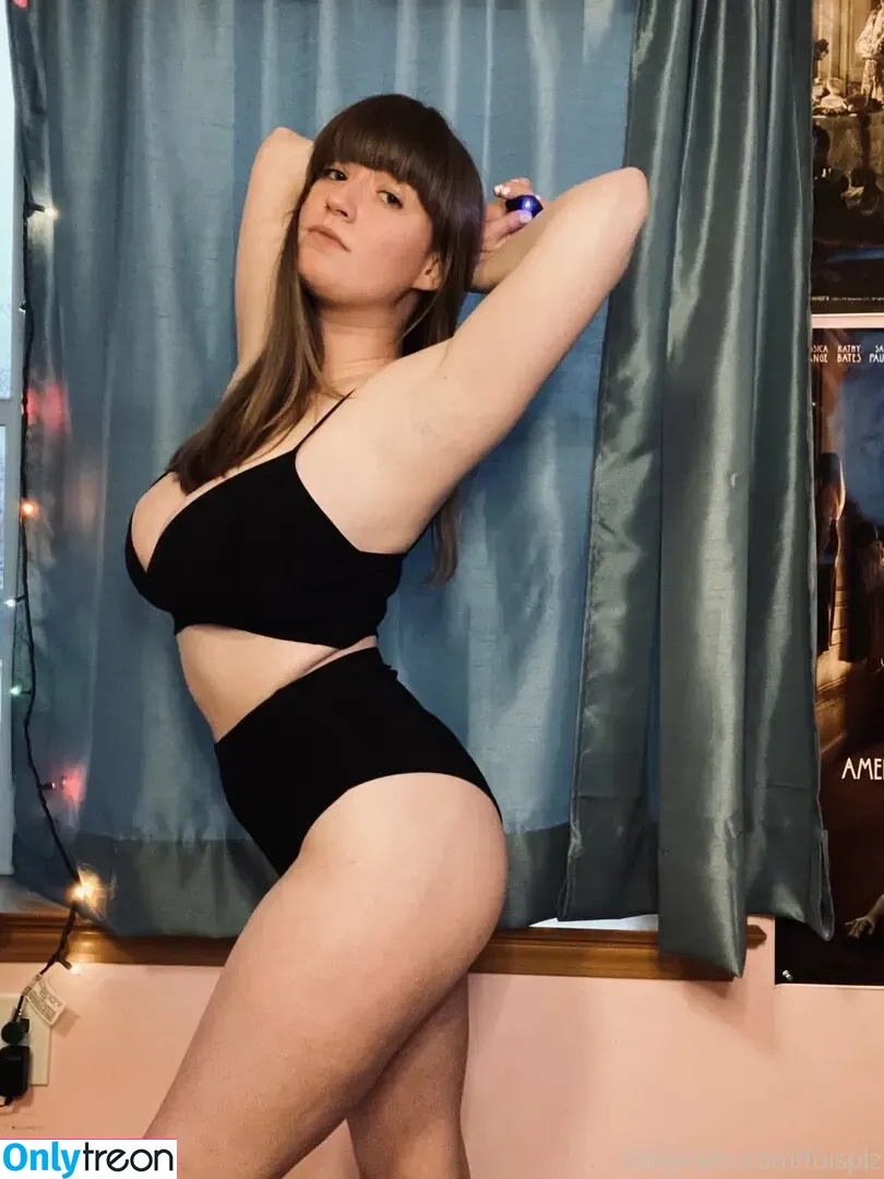 loisplz nude photo #0335 (lomeinnoodles19)