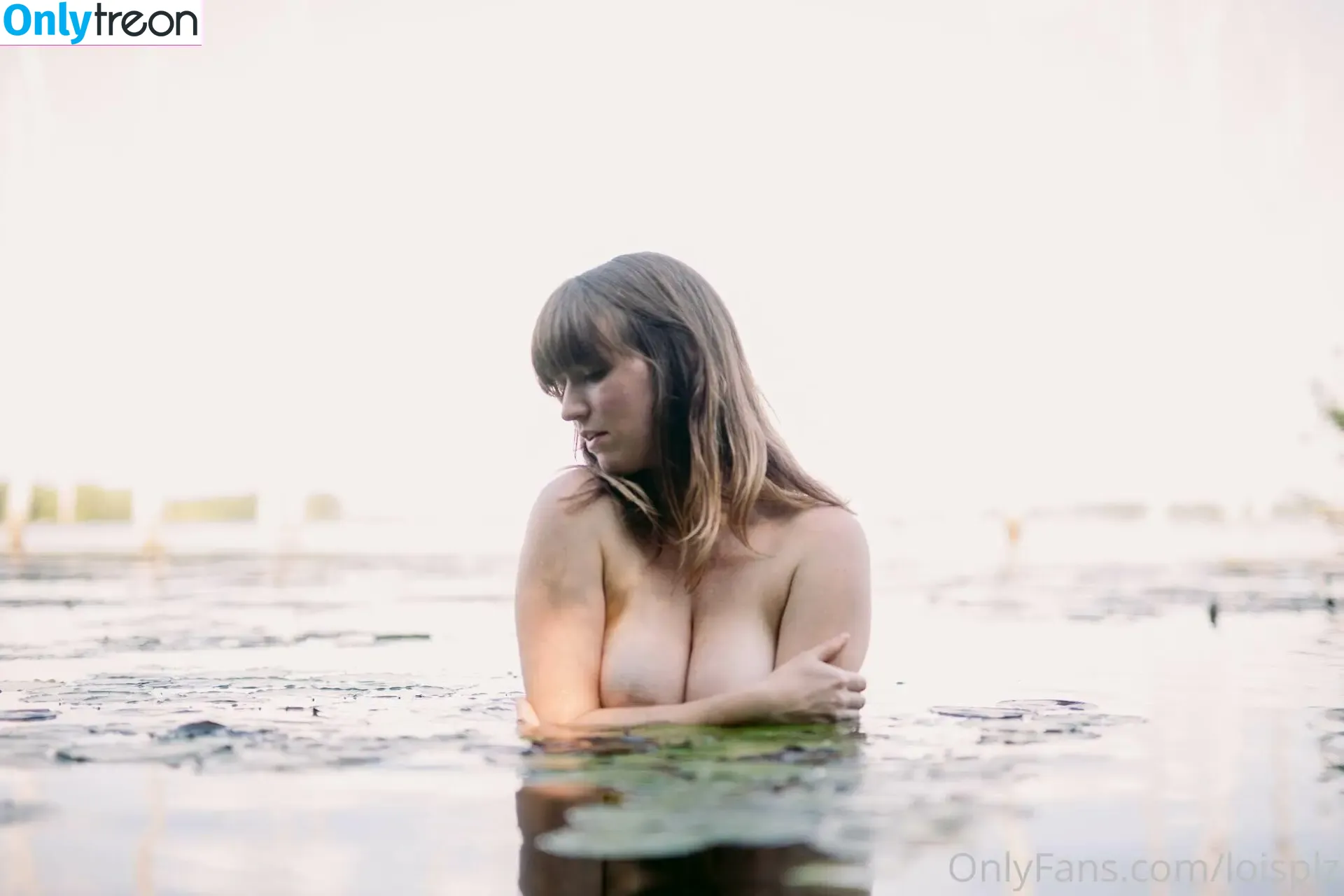 loisplz nude photo #0480 (lomeinnoodles19)