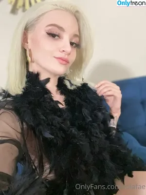 Lola Fae / LolaFaeXXX / dominalolafae / lolafae nude photo #0312