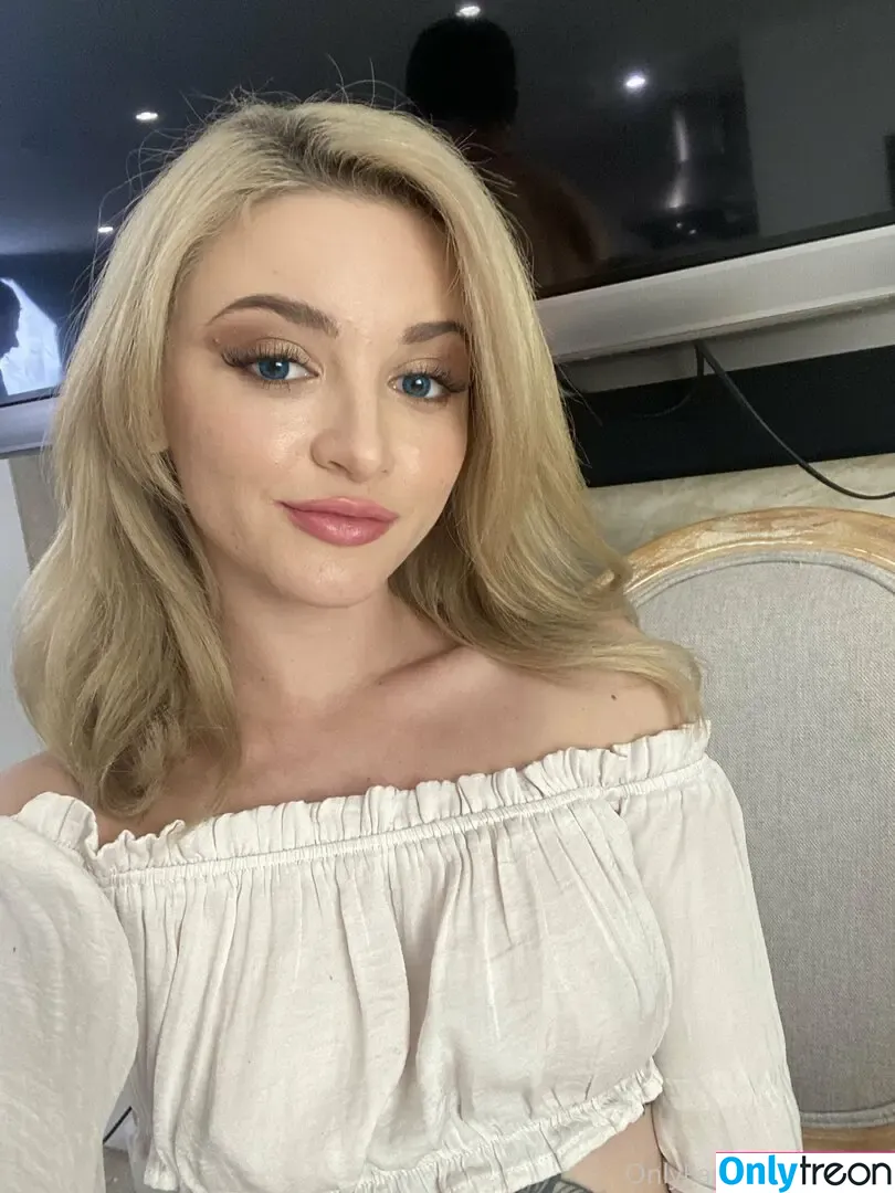 Lola Fae nude photo #0817 (LolaFaeXXX / dominalolafae / lolafae)