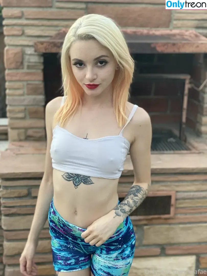 Lola Fae nude photo #1022 (LolaFaeXXX / dominalolafae / lolafae)