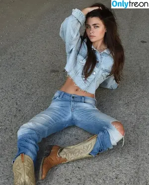 Lola Flanery / lola_flanery nude photo #0017