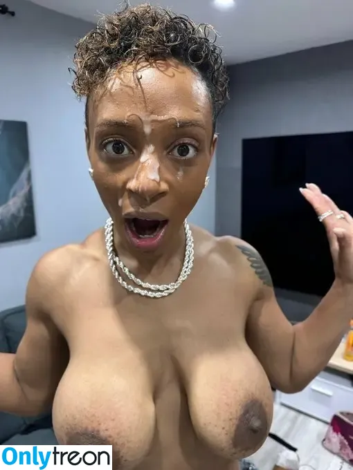 Lola Marie nude photo #0003 (Miss_lola2023 / itsmelolamarie / lolamarielovex)