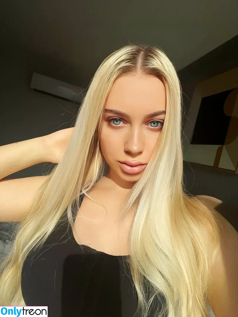 lolaa_fans nude photo #0005 (lolaa_fans)