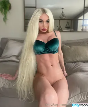 lolachristina nude photo #0104