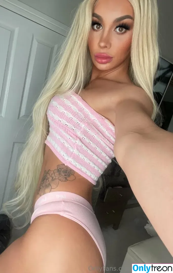 lolachristina nude photo #0141 (lolachristina)