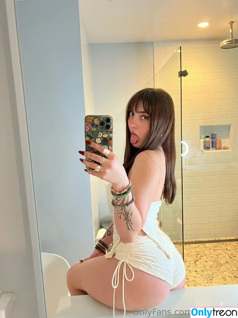 lolahartvip nude photo #0008 (LolaHartt / _lolahart_ / lolaharttx)