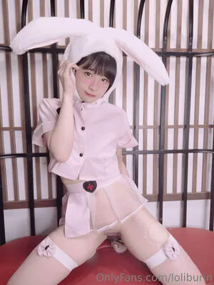 loliburin / loli.burn nude photo #0075