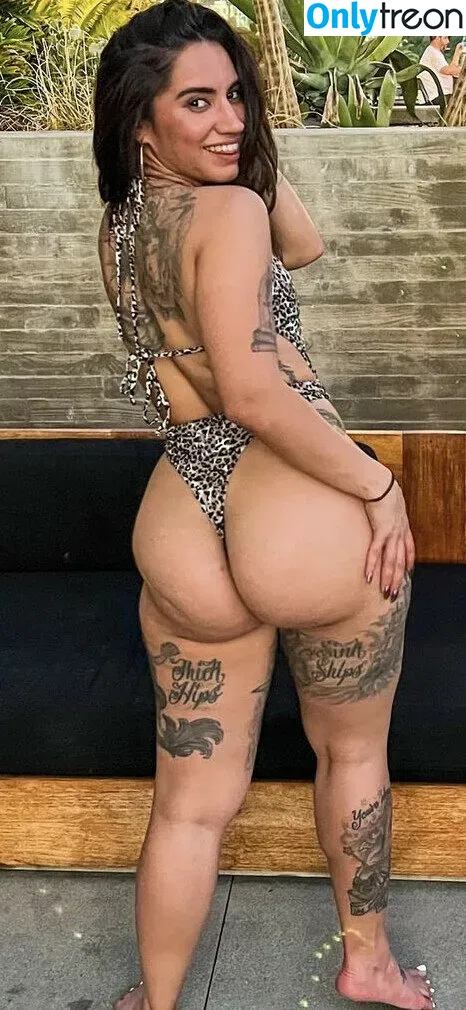 Lolo Barreiro nude photo #0012 (lolobarreiro / lolobarreiro7 / sweetandlolo)