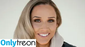 Lolo Jones / Bobsledder / lolojones nude photo #0024