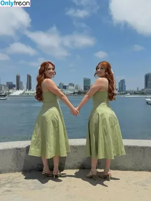 Lonatwins / LonatwinsCB nude photo #0019