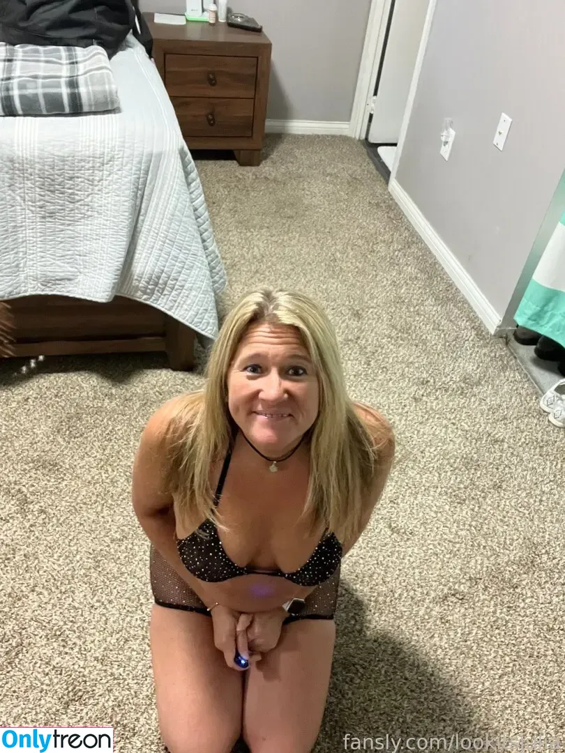 lookitsjulia nude photo #0038 (lookitsjulia)
