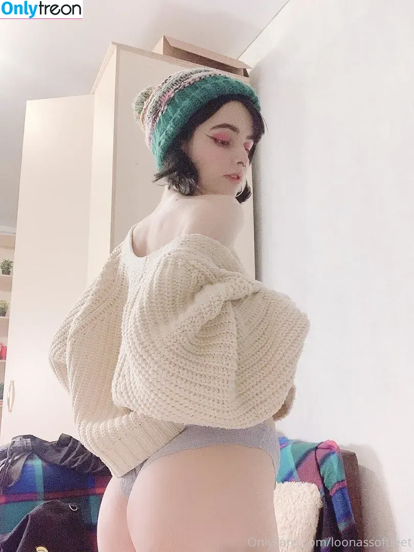 loonassoftfeet nude photo #0019 (loonassoftfeet)