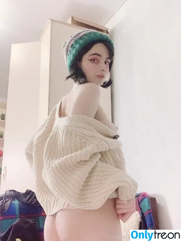 loonassoftfeet nude photo #0112 (loonassoftfeet)