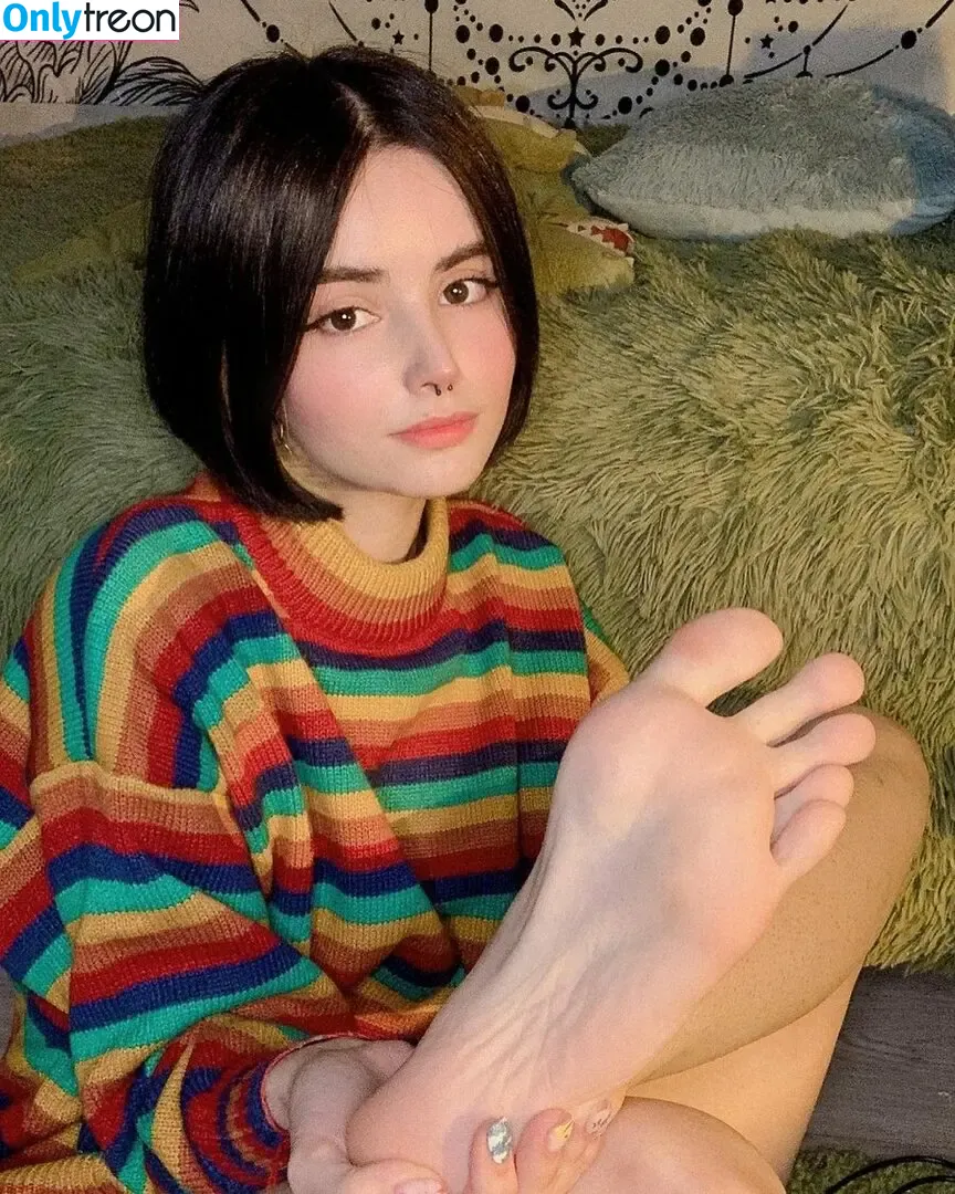 loonassoftfeet nude photo #0330 (loonassoftfeet)