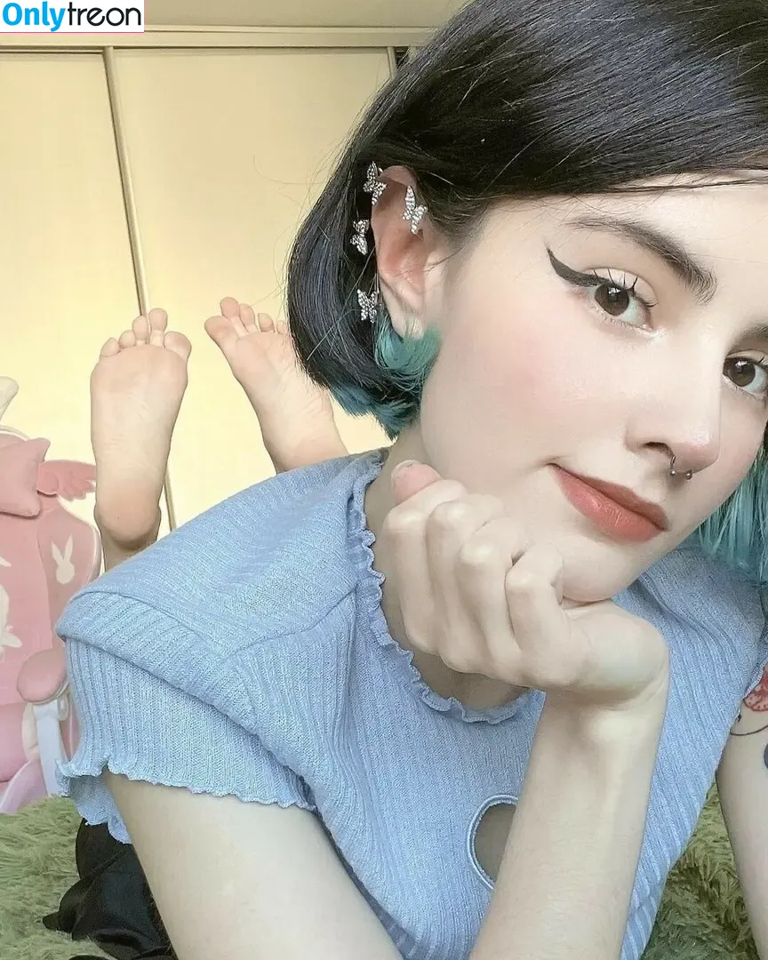 loonassoftfeet nude photo #0469 (loonassoftfeet)