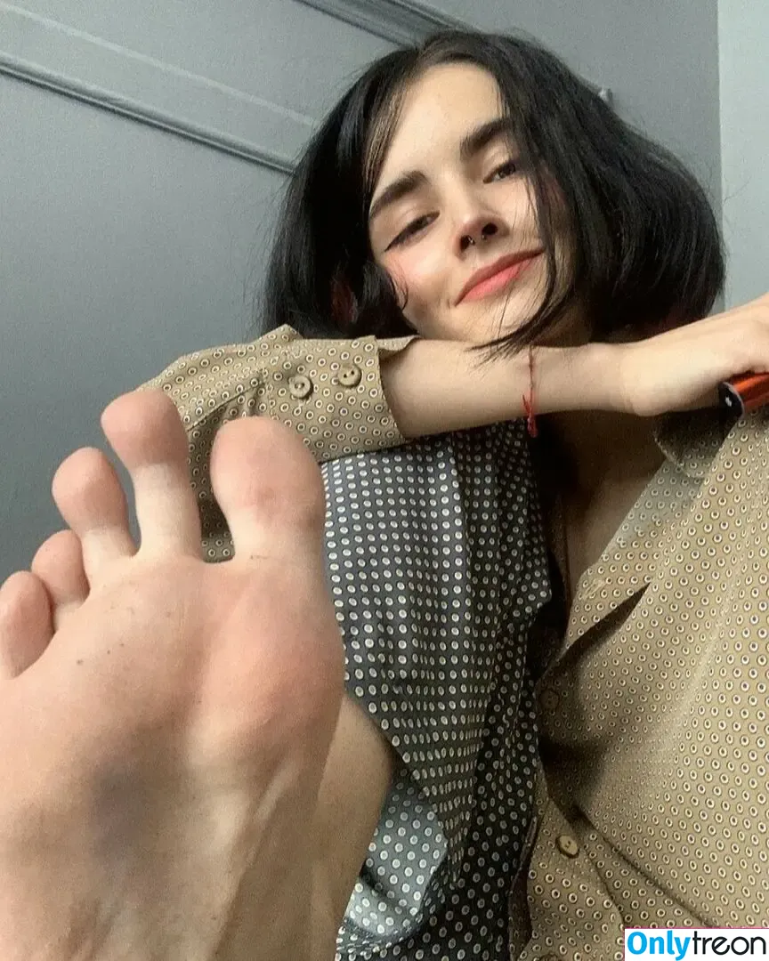 loonassoftfeet nude photo #0652 (loonassoftfeet)