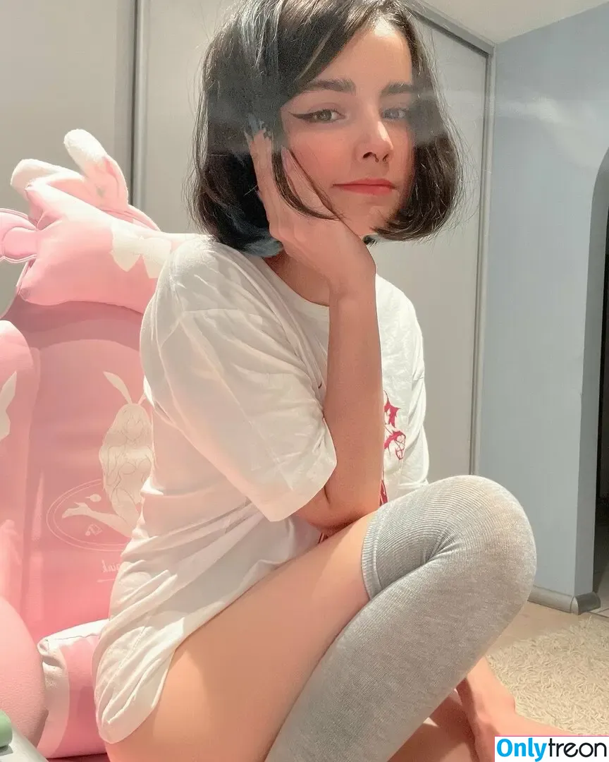 loonassoftfeet nude photo #0747 (loonassoftfeet)