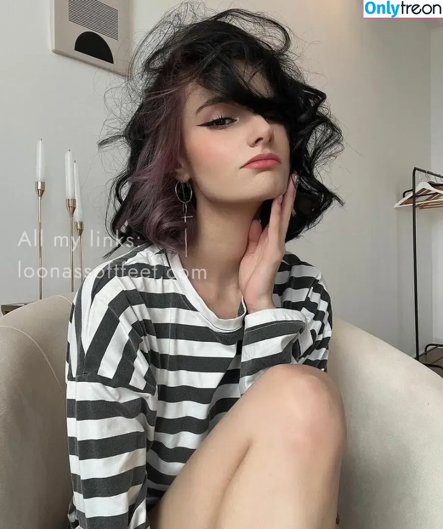 loonassoftfeet nude photo #0801 (loonassoftfeet)
