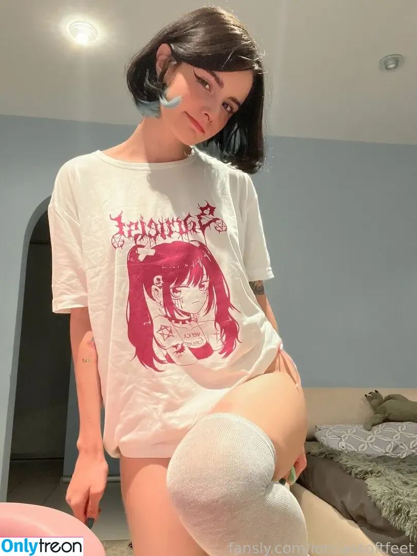 loonassoftfeet nude photo #1087 (loonassoftfeet)