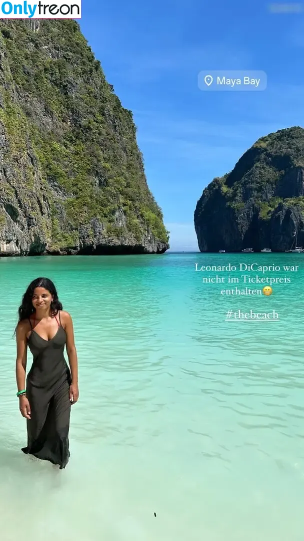 lorenasoleil / earthtravelstories nude photo #0028 (earthtravelstories)