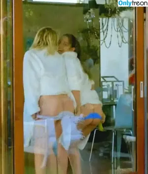 Lorenza Izzo / lorenzaizzo nude photo #0024