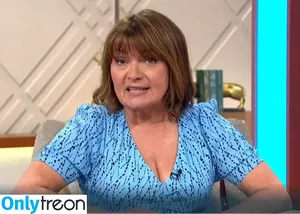 Lorraine Kelly / lorrainekellysmith nude photo #0017